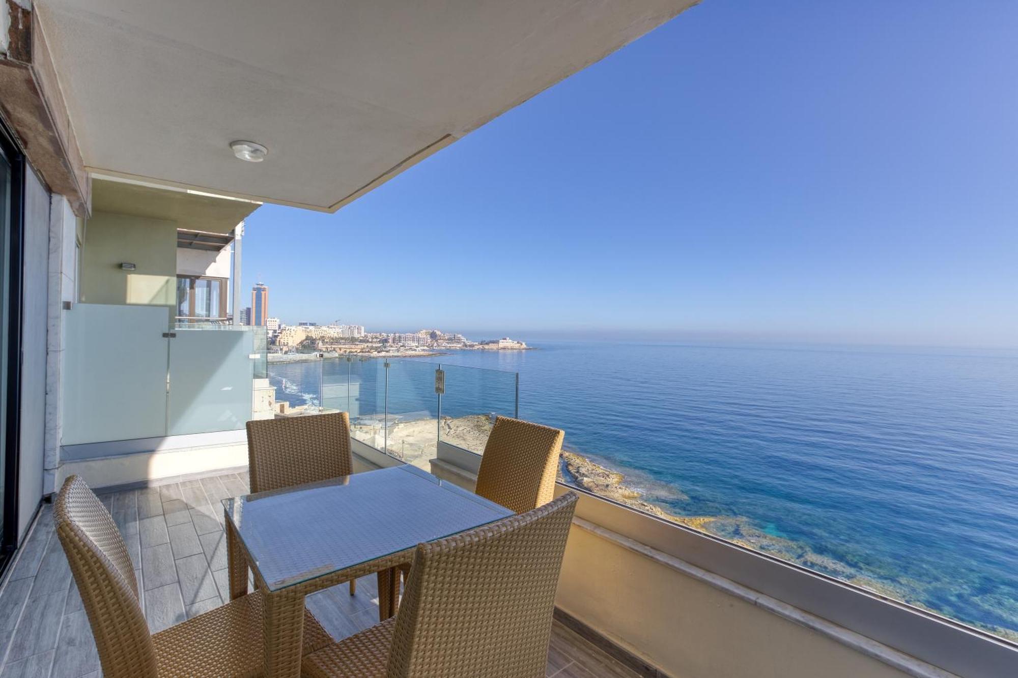 Seafront Sliema Apartment With Balcony & Sea Views By Jl Exterior foto